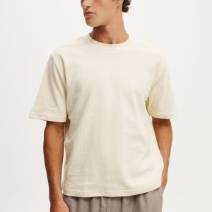 Cropped Fit T-Shirt